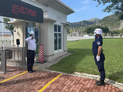 服務(wù)態(tài)度好，保安人員素質(zhì)較高！